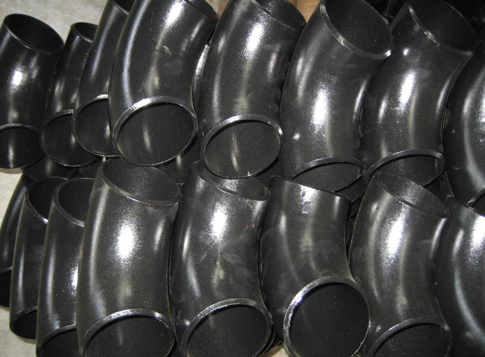 滄州彎頭法蘭與排水系統應用 碳鋼與高壓彎頭的專業解析